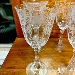 Fostoria Meadow Rose Wine Glasses 7 5/8”